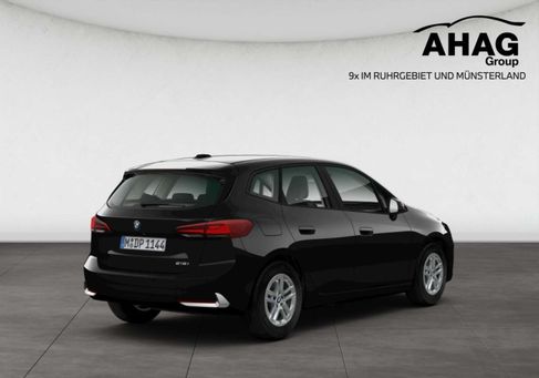 BMW 218, 2022 2