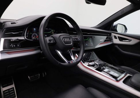 Audi SQ8, 2021