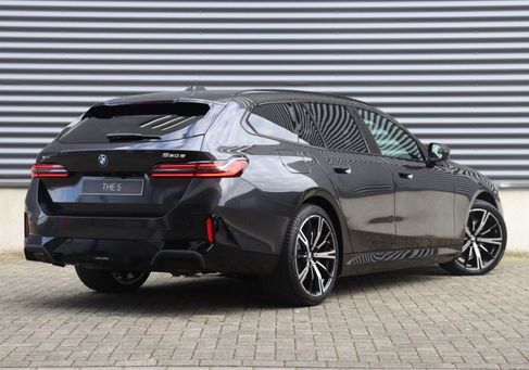 BMW 550, 2026