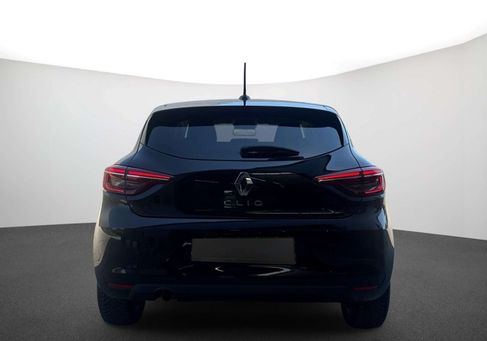 Renault Clio, 2023
