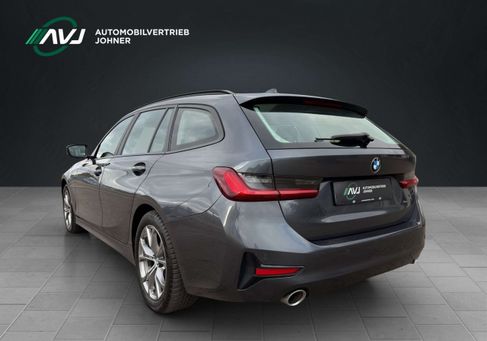 BMW 320, 2022