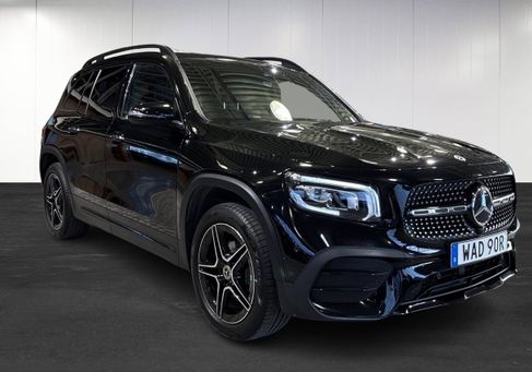 Mercedes-Benz GLB 200, 2023