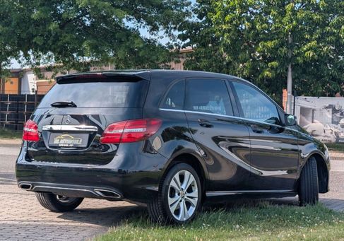 Mercedes-Benz B 180, 2017