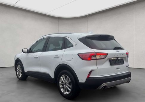 Ford Kuga, 2022