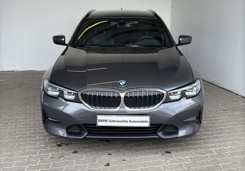 BMW 320, 2022