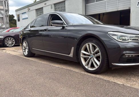 BMW 750, 2017