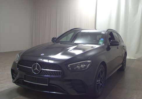 Mercedes-Benz E 300, 2022 2