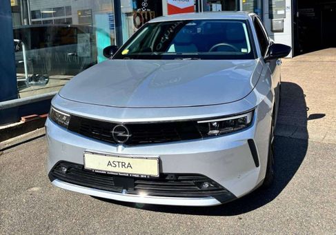 Opel Astra, 2022