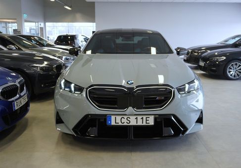 BMW M5, 2025