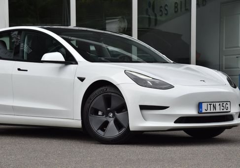 Tesla Model 3, 2023