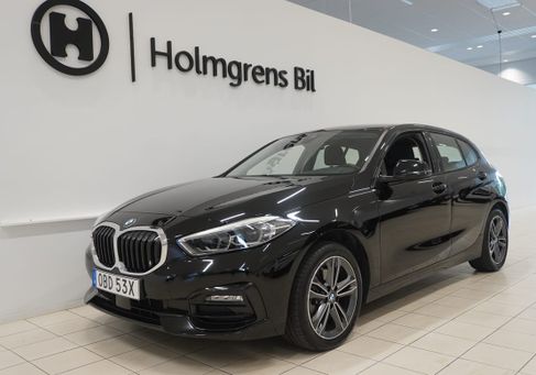 BMW 118, 2022
