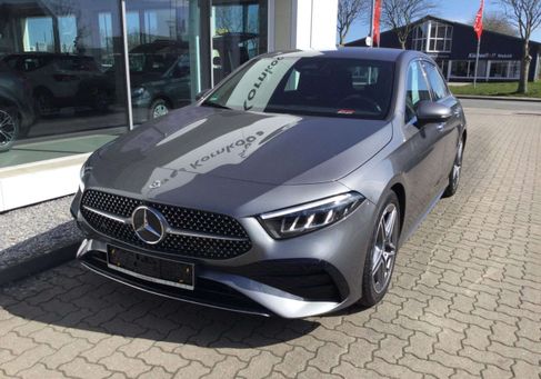 Mercedes-Benz A 200, 2024