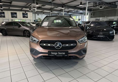 Mercedes-Benz GLA 250, 2021
