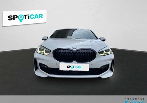 BMW 118, 2023