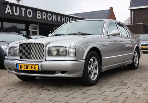 Bentley Arnage, 1999