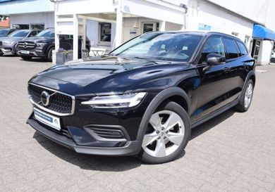 Volvo V60 Cross Country, 2023