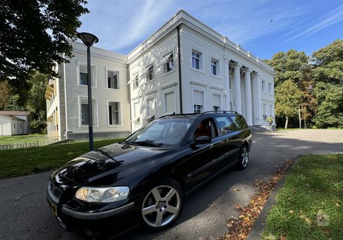 Volvo V70, 2004