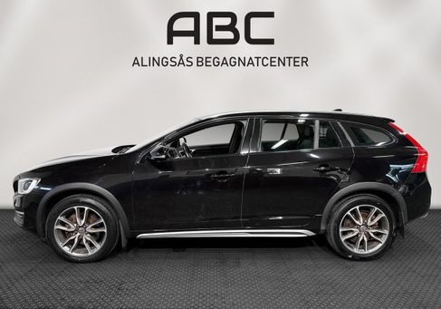 Volvo V60 Cross Country, 2017