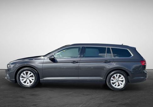 Volkswagen Passat Variant, 2023 3