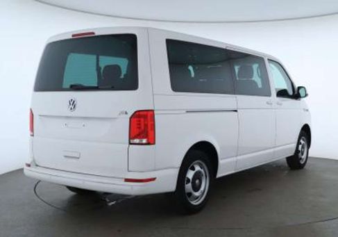 Volkswagen T6 Caravelle, 2022