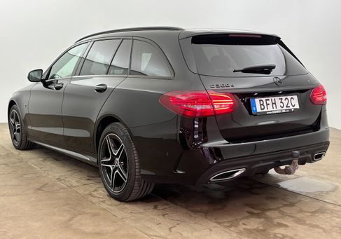 Mercedes-Benz C 300, 2021