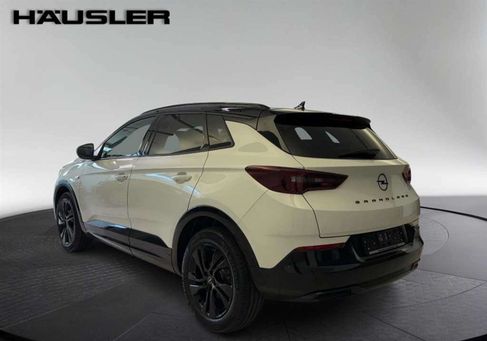 Opel Grandland X, 2022 3