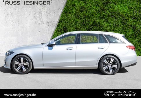 Mercedes-Benz C 220, 2023