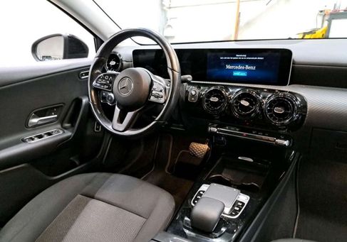 Mercedes-Benz A 180, 2020