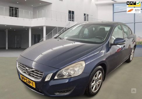 Volvo S60, 2011