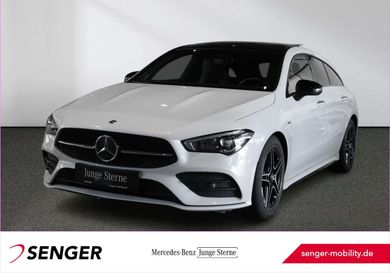 Mercedes-Benz CLA 200, 2022