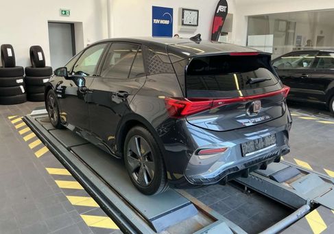 Cupra Born, 2024 3