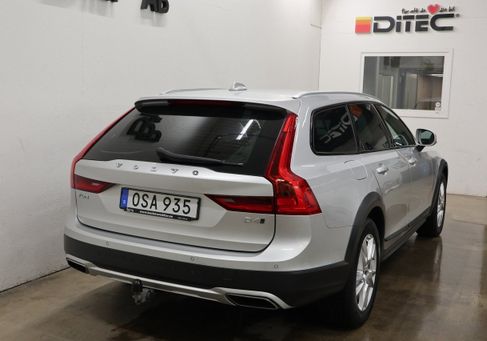 Volvo V90 Cross Country, 2018
