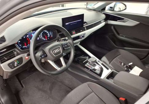 Audi A4, 2024 3