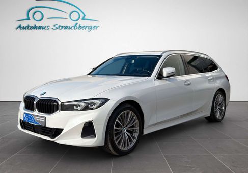 BMW 320, 2023 3