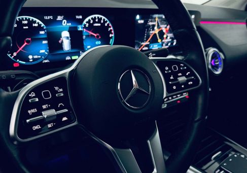 Mercedes-Benz B 250, 2022