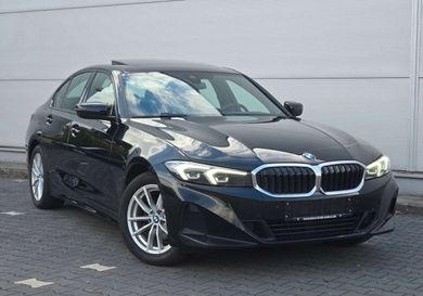 BMW 318, 2022