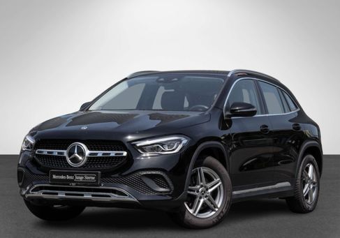 Mercedes-Benz GLA 200, 2023