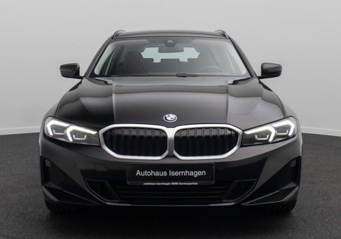 BMW 320, 2023