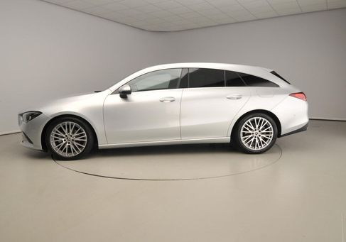 Mercedes-Benz CLA 180 Shooting Brake, 2022
