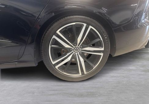Volvo V60, 2020