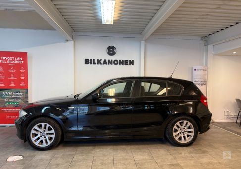 BMW 118, 2009