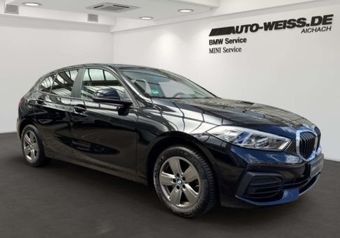 BMW 118, 2024