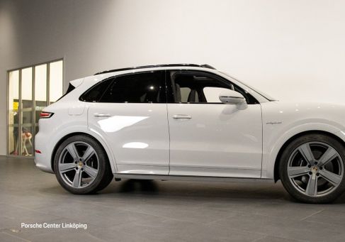 Porsche Cayenne, 2024