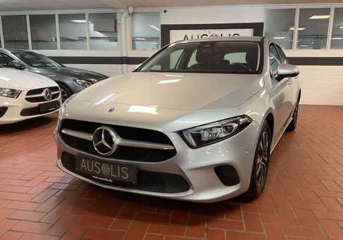 Mercedes-Benz A 180, 2022