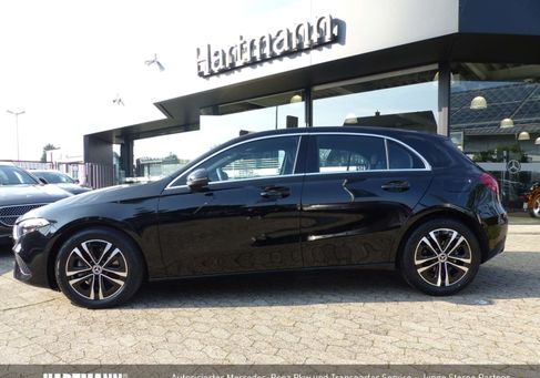 Mercedes-Benz A 180, 2025