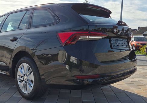 Skoda Octavia, 2021 3