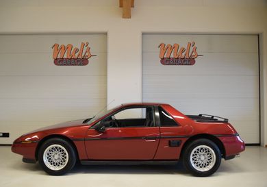 Pontiac Fiero, 1987