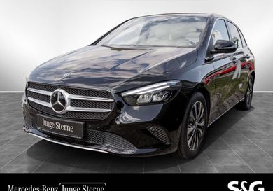 Mercedes-Benz B 200, 2022