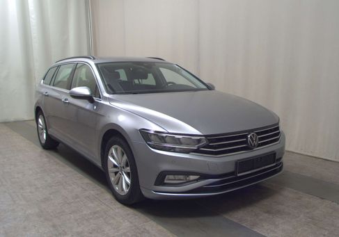 Volkswagen Passat Variant, 2022 3