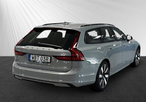 Volvo V90, 2025